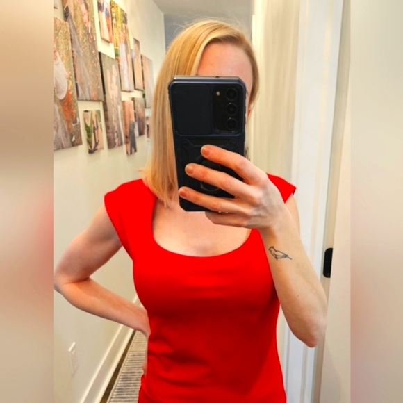 NWT Express Body Contouring Red Bodysuit - SIZE M - Picture 9 of 10